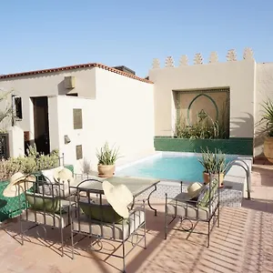 https://riad-le-clos-des-arts.marrakeshhotelsmorocco.com
